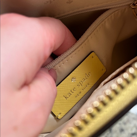 Kate Spade Sadie North South Crossbody Bag EUC - Picture 12 of 14
